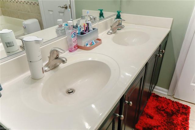 6316 Townsend PL, Suffolk, VA 23435