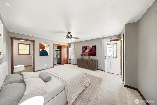 16026 Lawrence Place SE, Yelm, WA 98597