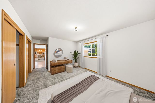16026 Lawrence Place SE, Yelm, WA 98597