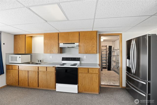 16026 Lawrence Place SE, Yelm, WA 98597