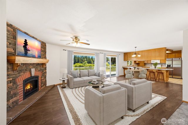 16026 Lawrence Place SE, Yelm, WA 98597