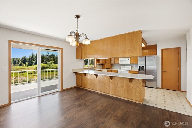16026 Lawrence Place SE, Yelm, WA 98597