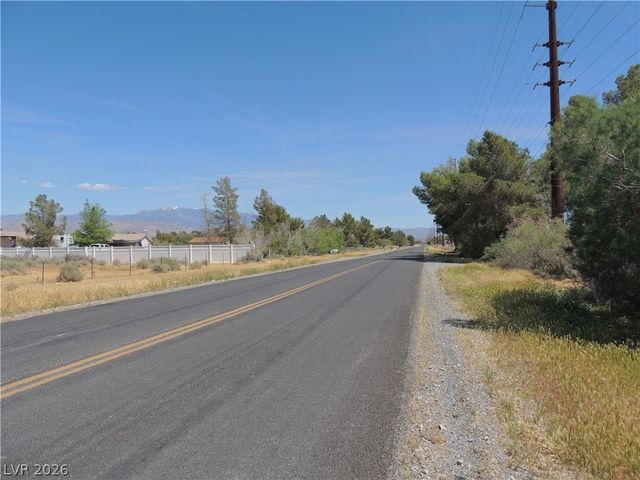 1580 Thousandaire Boulevard, Pahrump, NV 89048