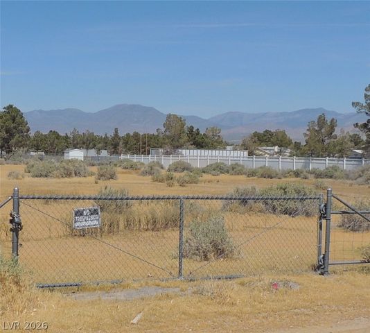 1580 Thousandaire Boulevard, Pahrump, NV 89048