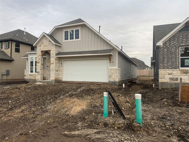 315 Willow Heights DR, Hutto, TX 78634