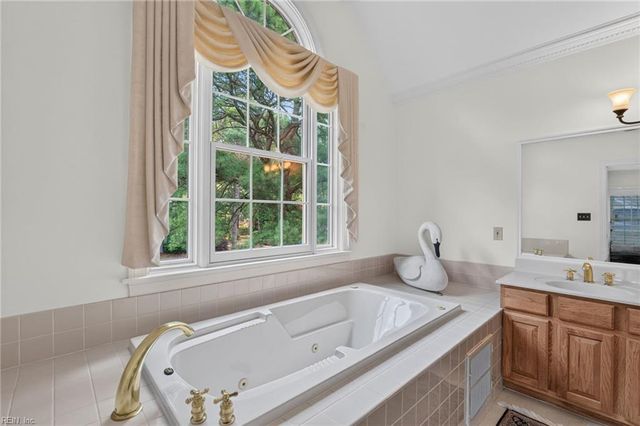 808 Costa Grande Dr. DR, Virginia Beach, VA 23456