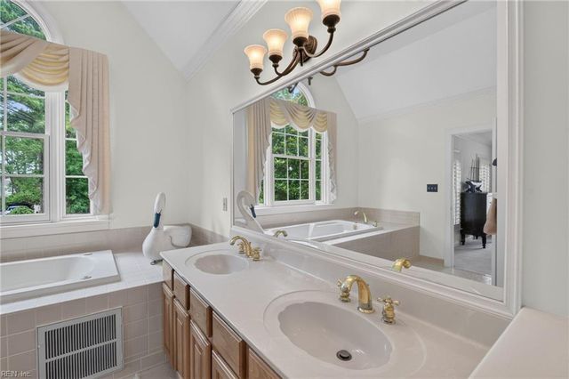 808 Costa Grande Dr. DR, Virginia Beach, VA 23456