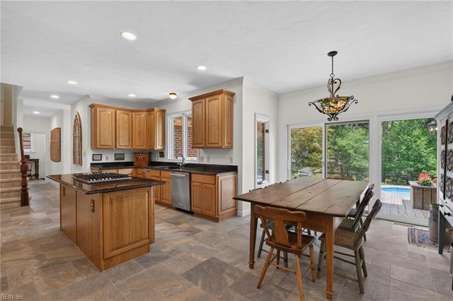 808 Costa Grande Dr. DR, Virginia Beach, VA 23456