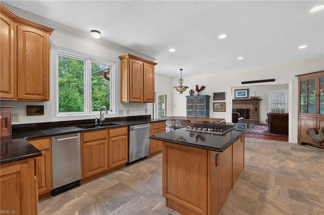 808 Costa Grande Dr. DR, Virginia Beach, VA 23456