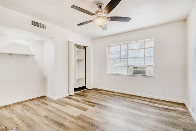 1125 Vegas Valley Drive, Las Vegas, NV 89109