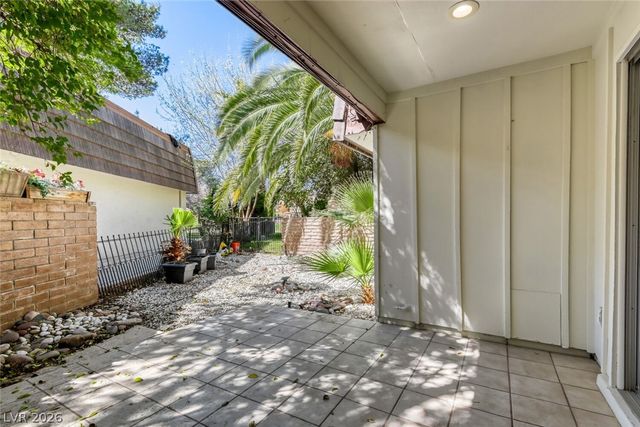 1125 Vegas Valley Drive, Las Vegas, NV 89109