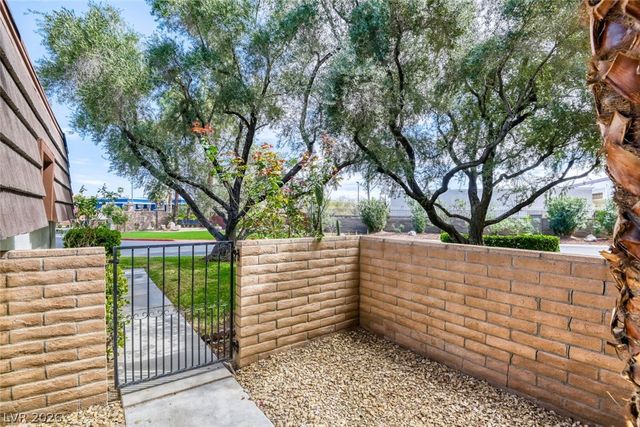 1125 Vegas Valley Drive, Las Vegas, NV 89109