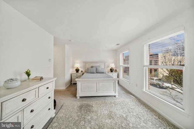 127 S MARKET ST, Frederick, MD 21701