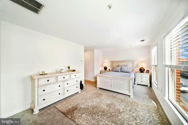 127 S MARKET ST, Frederick, MD 21701