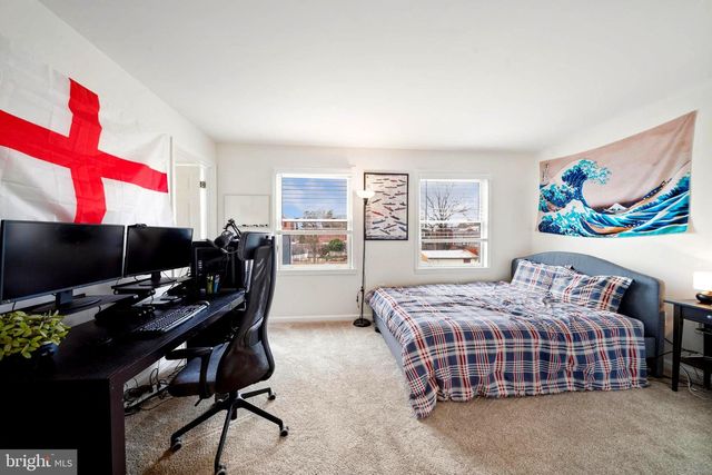 127 S MARKET ST, Frederick, MD 21701