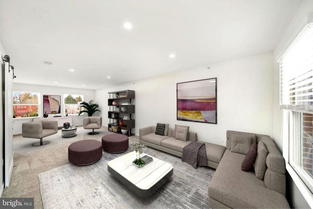 127 S MARKET ST, Frederick, MD 21701