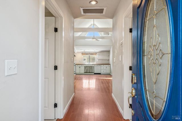 18450 Lucas Ave, Sonoma, CA 95476