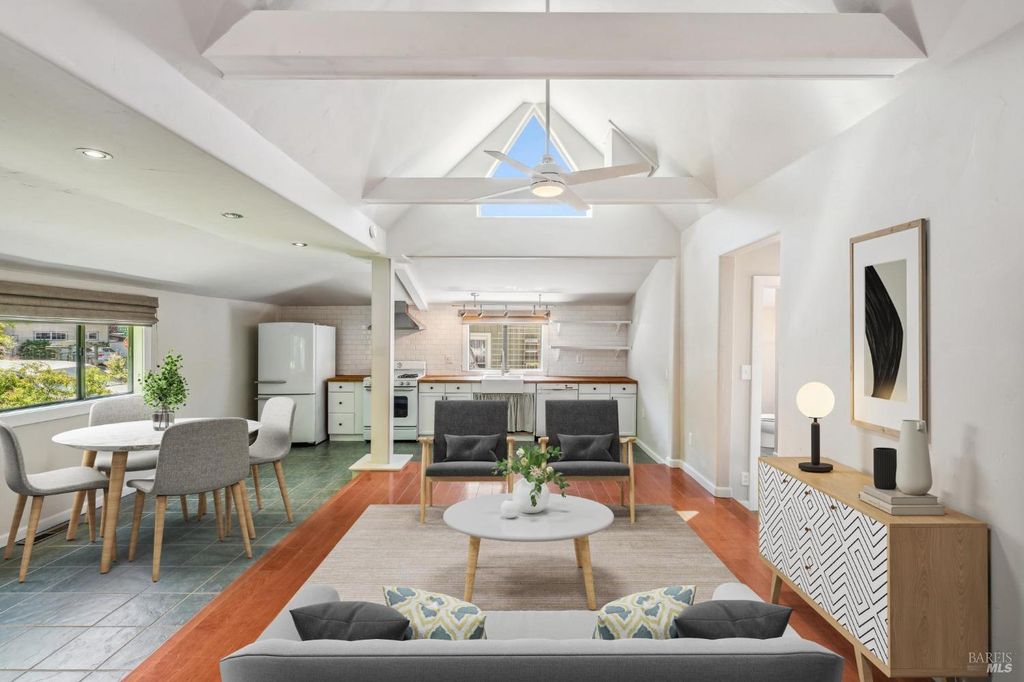 18450 Lucas Ave, Sonoma, CA 95476