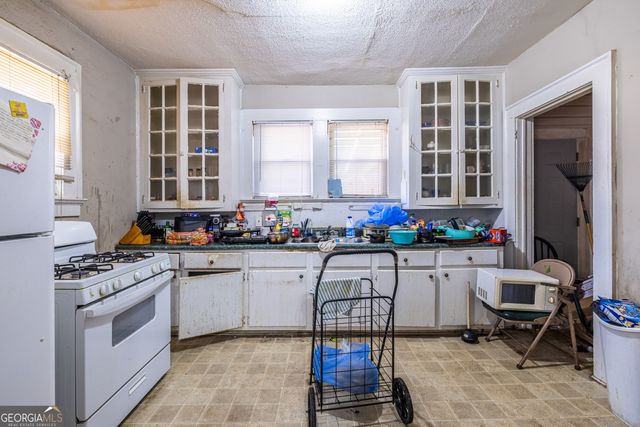 1736 Williams Avenue, East Point, GA 30344