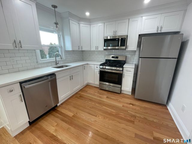 471 Marlborough Terrace 2, Fairfield, CT 06825