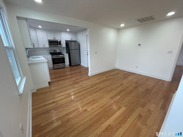 471 Marlborough Terrace 2, Fairfield, CT 06825