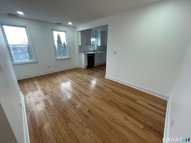 471 Marlborough Terrace 2, Fairfield, CT 06825