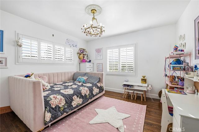 10655 Owensmouth, Chatsworth, CA 91311