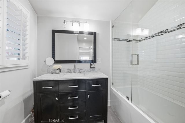 10655 Owensmouth, Chatsworth, CA 91311