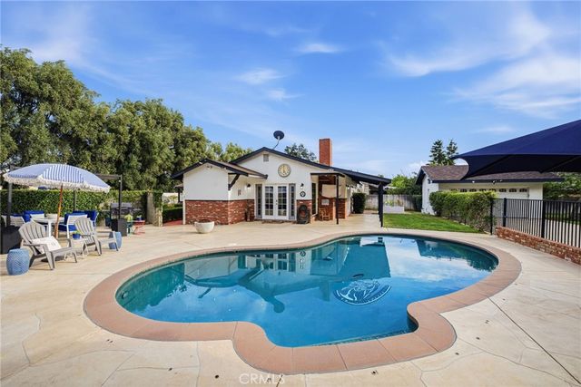 10655 Owensmouth, Chatsworth, CA 91311