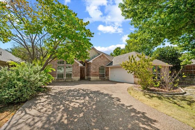 7408 Rolling Hills Drive, Benbrook, TX 76126