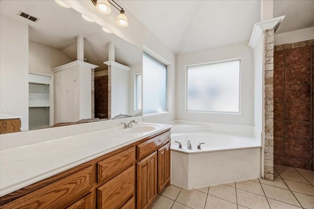7408 Rolling Hills Drive, Benbrook, TX 76126