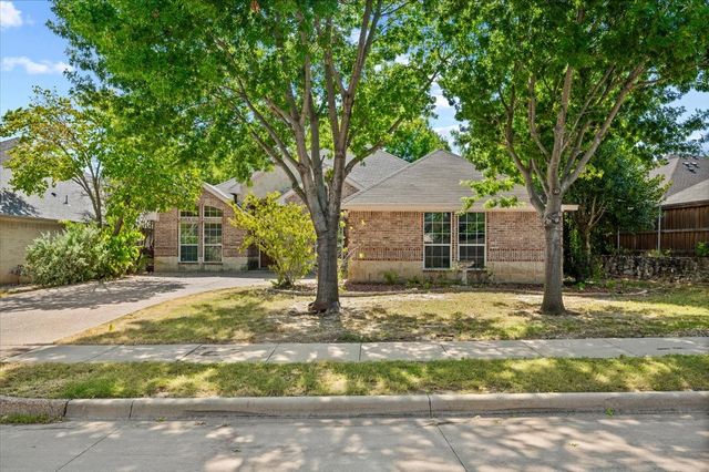 7408 Rolling Hills Drive, Benbrook, TX 76126