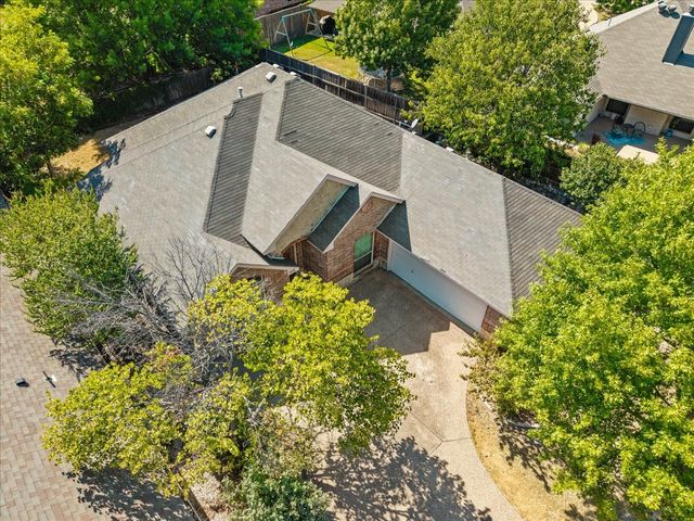 7408 Rolling Hills Drive, Benbrook, TX 76126