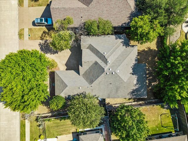 7408 Rolling Hills Drive, Benbrook, TX 76126