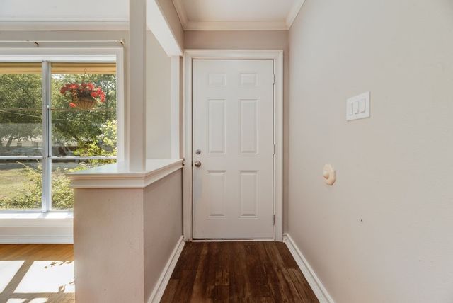 500 Kirven Avenue, Waxahachie, TX 75165