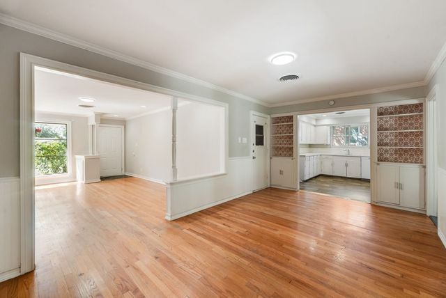 500 Kirven Avenue, Waxahachie, TX 75165