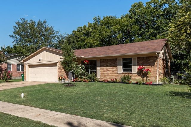 500 Kirven Avenue, Waxahachie, TX 75165