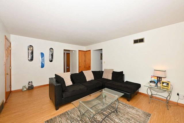 1715 Monroe AVENUE, South Milwaukee, WI 53172