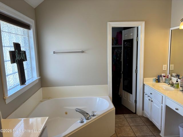 507 Wildberry Drive, Pearl, MS 39208