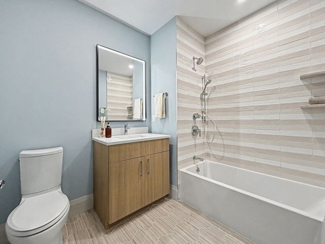 34 Oak Street 101, Boston, MA 02136