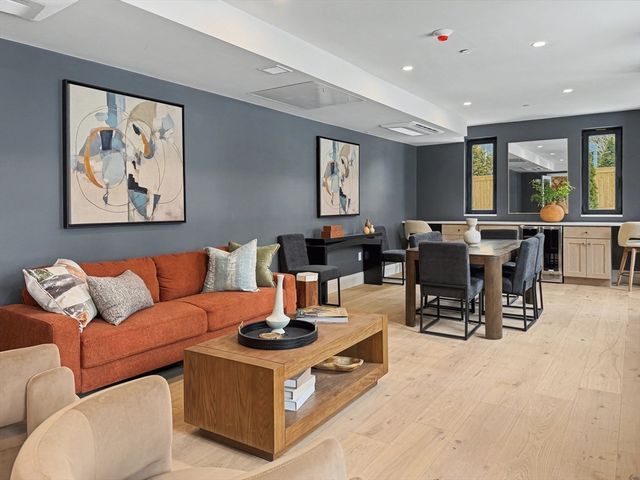 34 Oak Street 101, Boston, MA 02136