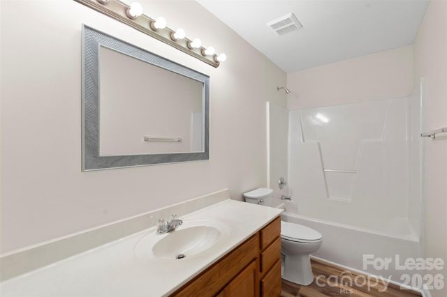 12427 Oakton Hunt Drive, Charlotte, NC 28262