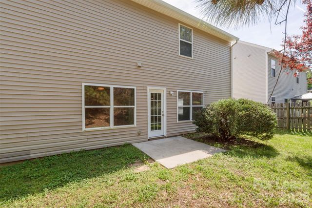 12427 Oakton Hunt Drive, Charlotte, NC 28262