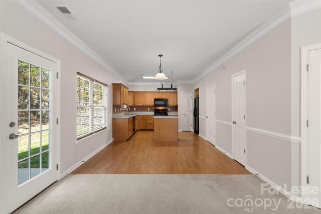 12427 Oakton Hunt Drive, Charlotte, NC 28262