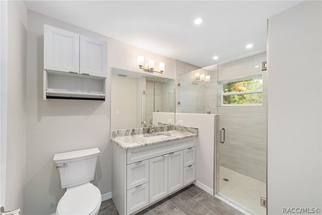 34 Garden Mall Court, Inglis, FL 34449