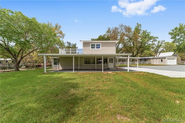 34 Garden Mall Court, Inglis, FL 34449