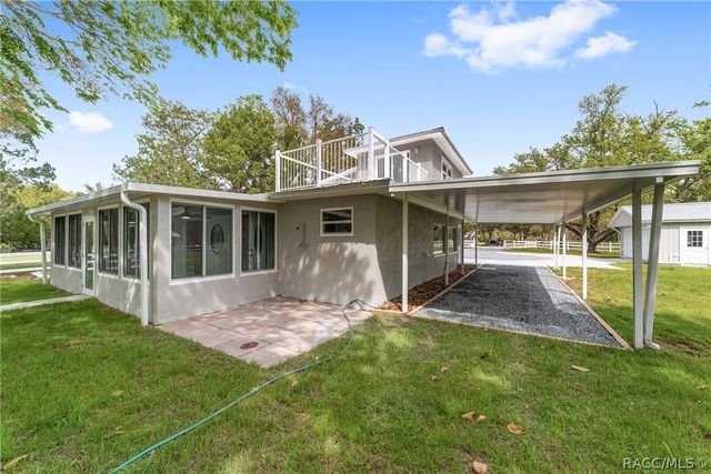 34 Garden Mall Court, Inglis, FL 34449