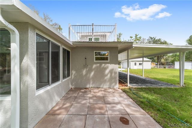 34 Garden Mall Court, Inglis, FL 34449