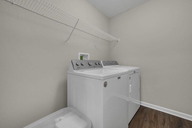 249 Mannaseh Drive W, Granville, OH 43023