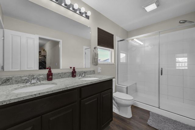 249 Mannaseh Drive W, Granville, OH 43023